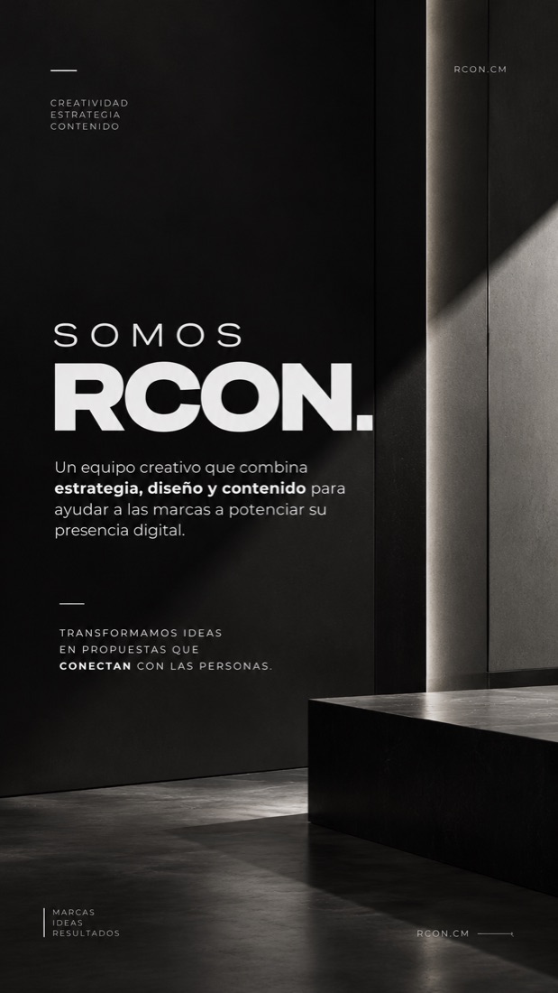 Historia de Instagram de RCON con el título «Somos RCON» sobre un fondo arquitectónico oscuro.